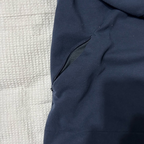 Navy Blue MEC Crewneck Sweatshirt with Pockets - Picture 5 of 8